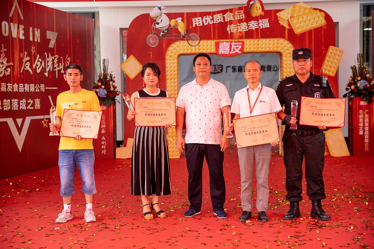 ������Ƚ����廮���ǣ����鳤�Ŷӡ������Ŷӡ�BB������֧����BB��������С��