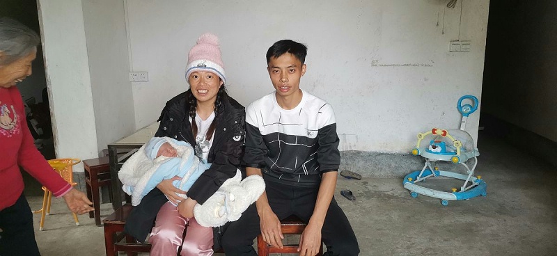 ���������ܼ��װ�������������Ա��Я�ֹ��� (8)