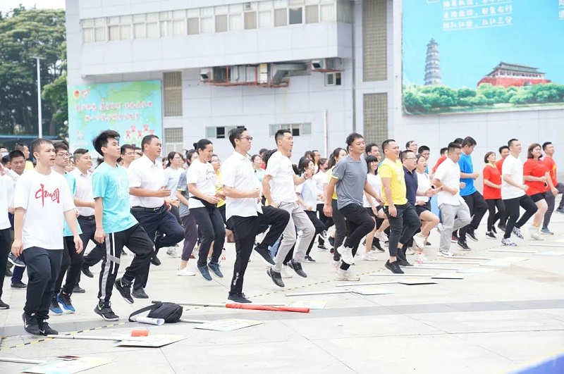 �������ҵļ����ǣ�ʯ����ڰ˽�����ְ��Ȥζ�˶���BB���������塰���Ƚ���