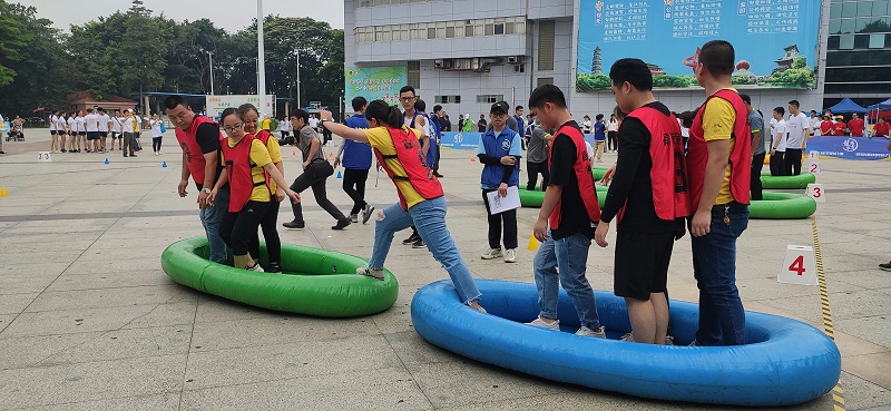 �������ҵļ����ǣ�ʯ����ڰ˽�����ְ��Ȥζ�˶���BB���������塰���Ƚ���