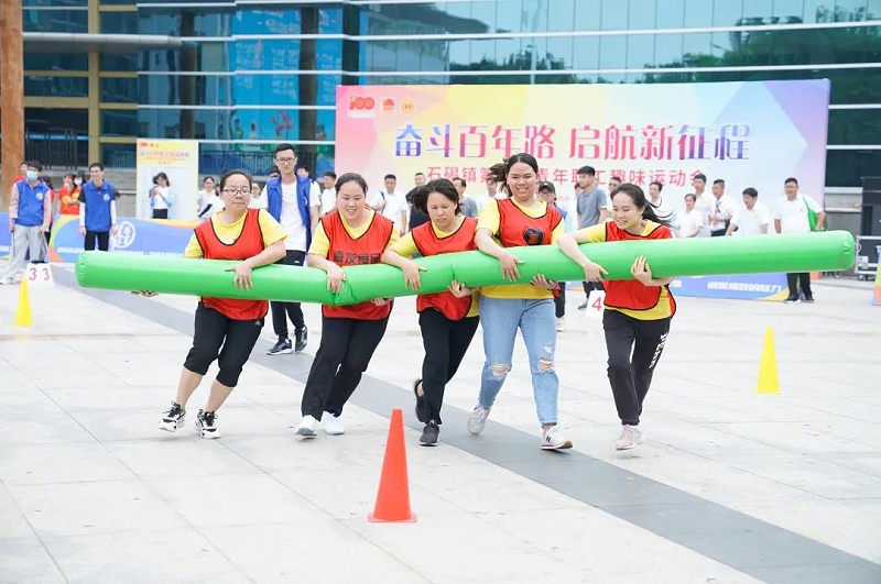 �������ҵļ����ǣ�ʯ����ڰ˽�����ְ��Ȥζ�˶���BB���������塰���Ƚ���